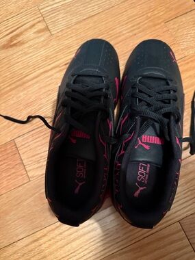 Puma Black Sneakers with Pink Details